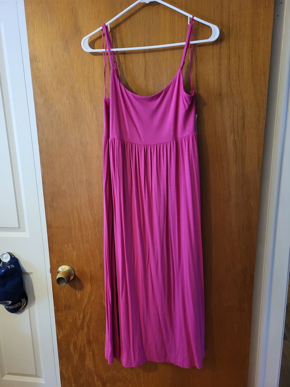 Women’s Sleeveless Fuchsia Maxi Dress